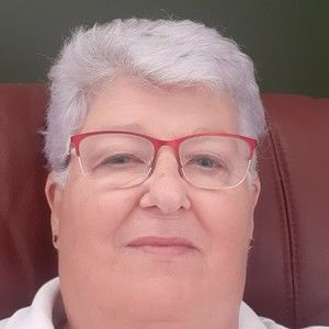 Meet your Posher, Carol